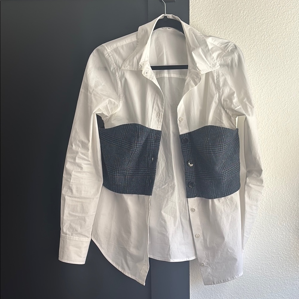 Veronica Beard White Button Down Shirt with Modern Design